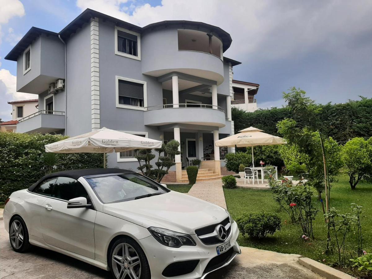 Hotel Vila Arbri 베라트 외부 사진