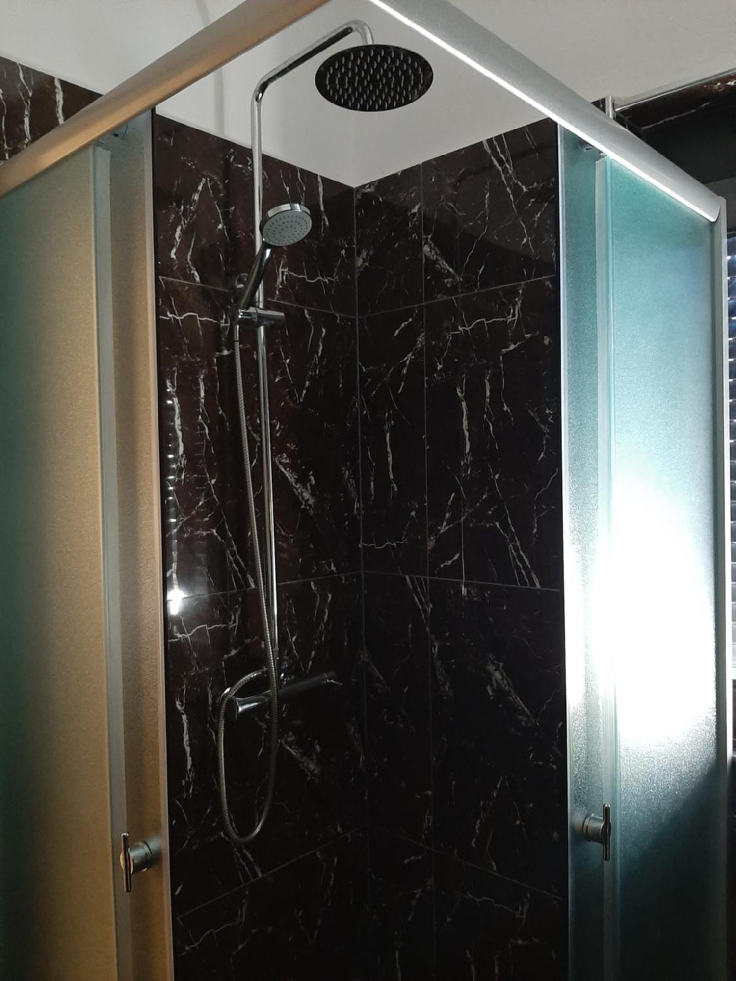 Hotel Vila Arbri 베라트 객실 사진